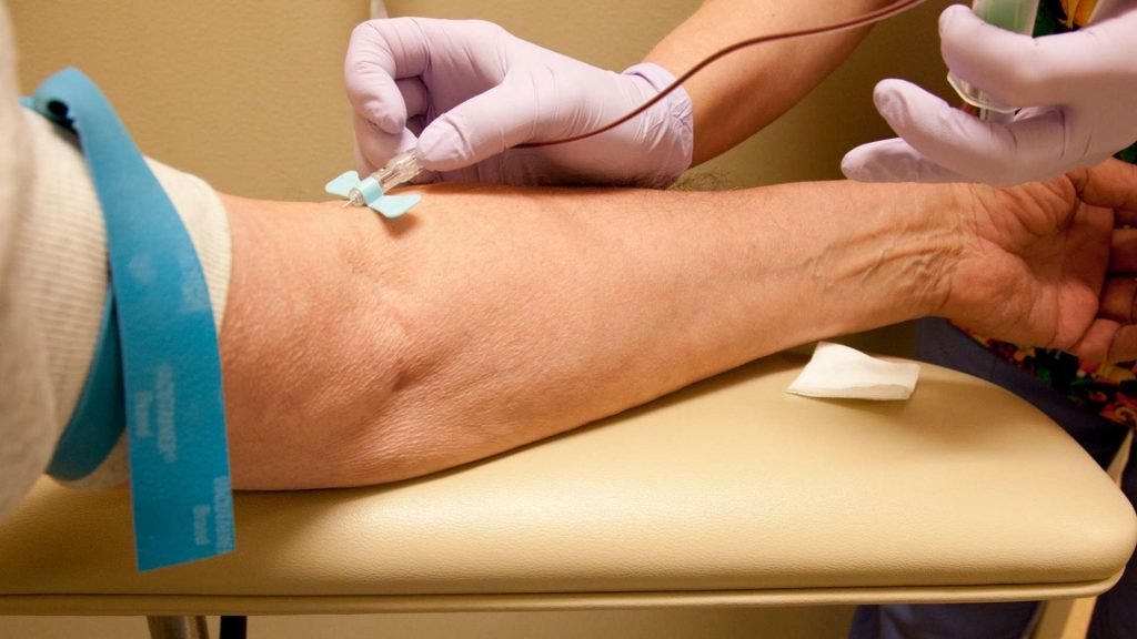 Phlebotomy online course products image Taking blood