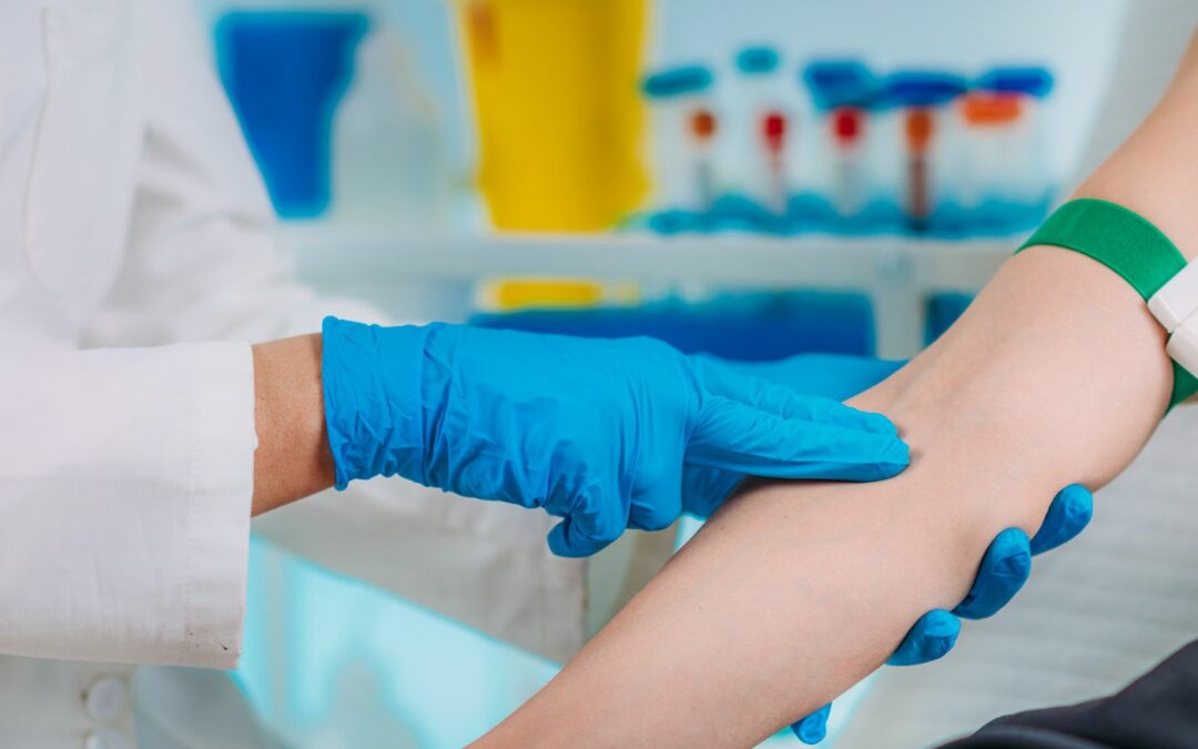 How to become a phlebotomist: A Quick Guide – an essential skill for your clinical practice